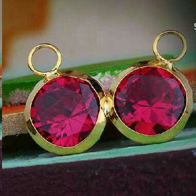 18kt Gold Designer Ladies Earrings
