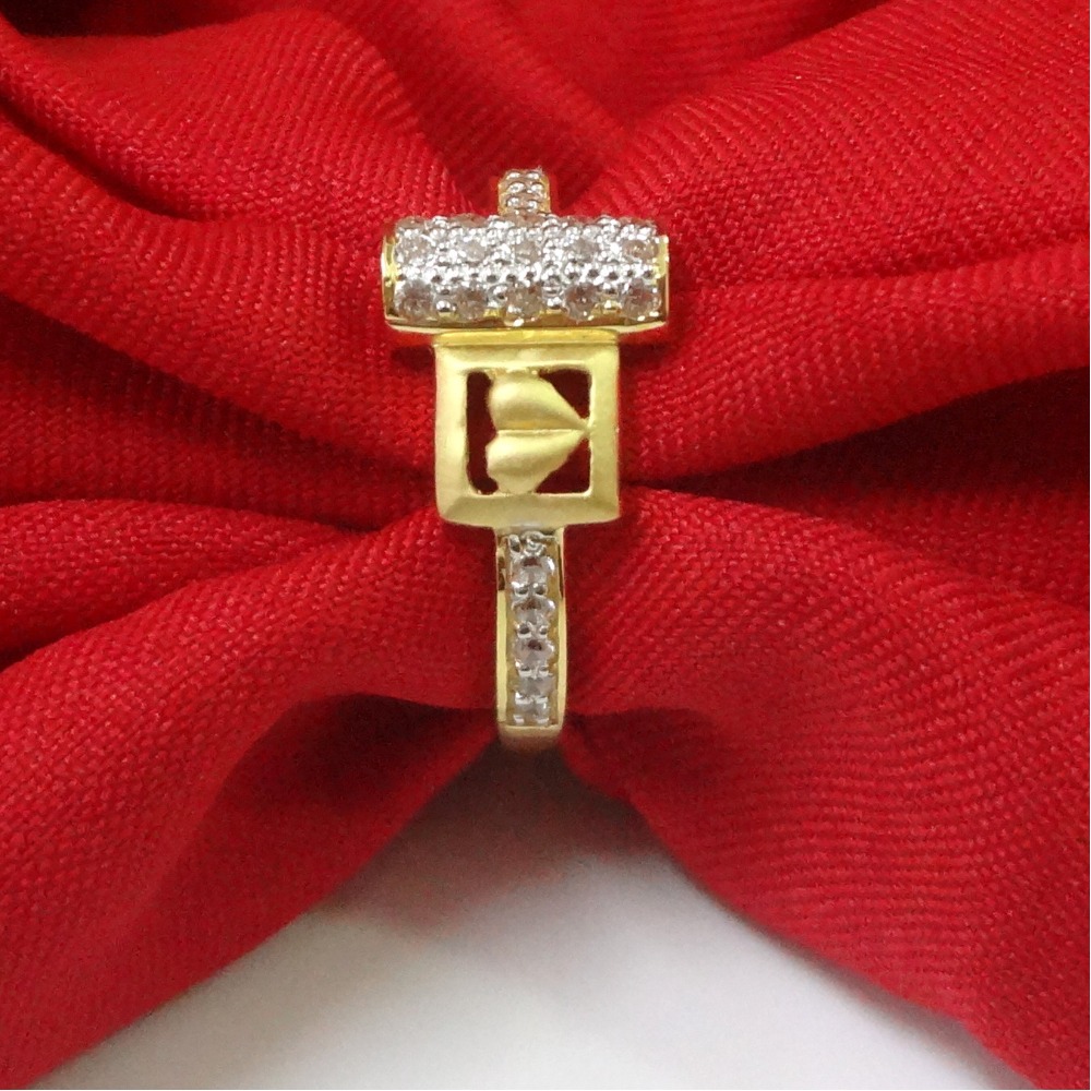 Creative heart shape 22 kt gold ring