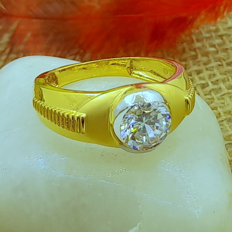 916 gold adorable solitaire gents ring