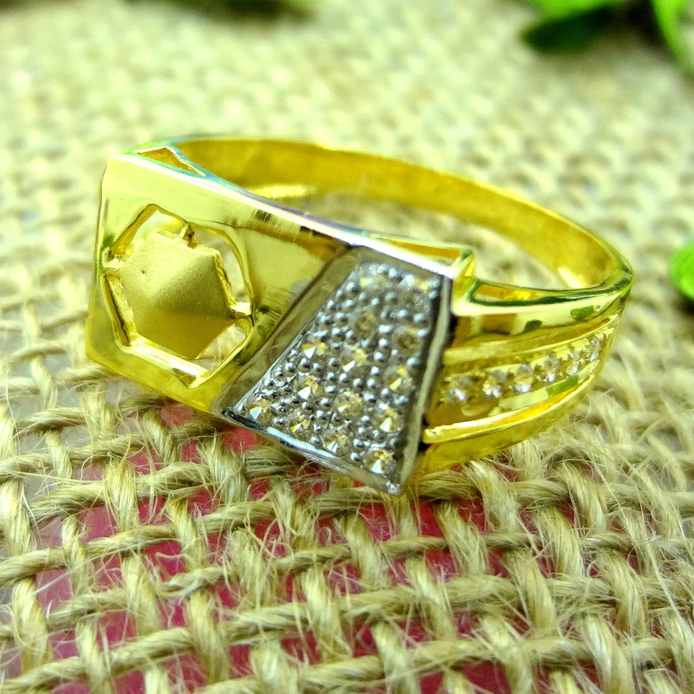 fancy hexagonal 22 kt gold gents ring