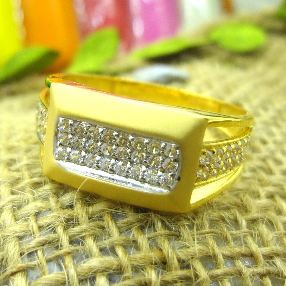 Trio diamond lines symmetric 22kt gents ring