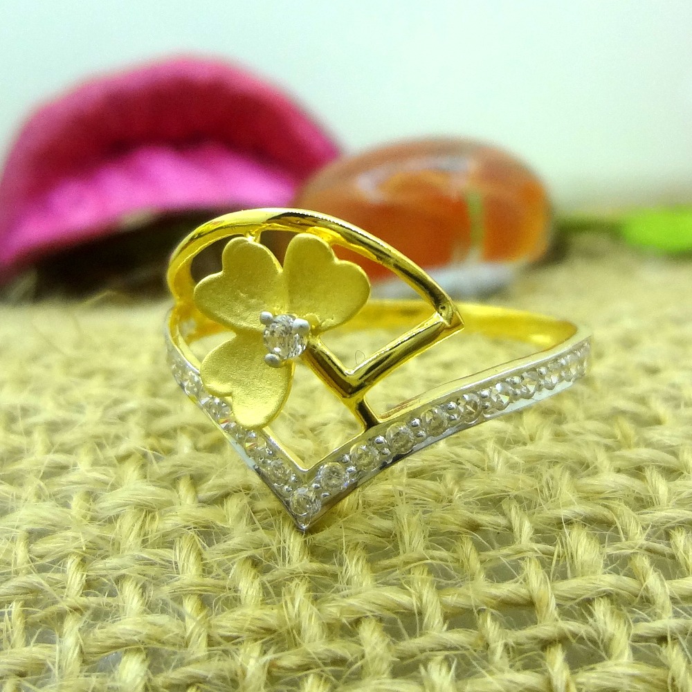 916 gold cz diamond floral pattern ladies ring