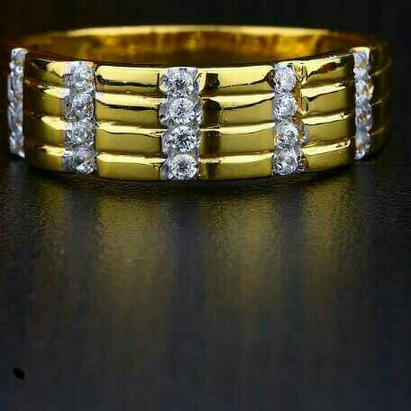916 Gold Fancy Cz Gents Ring