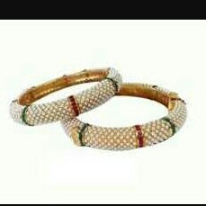 Fancy Moti Bangle