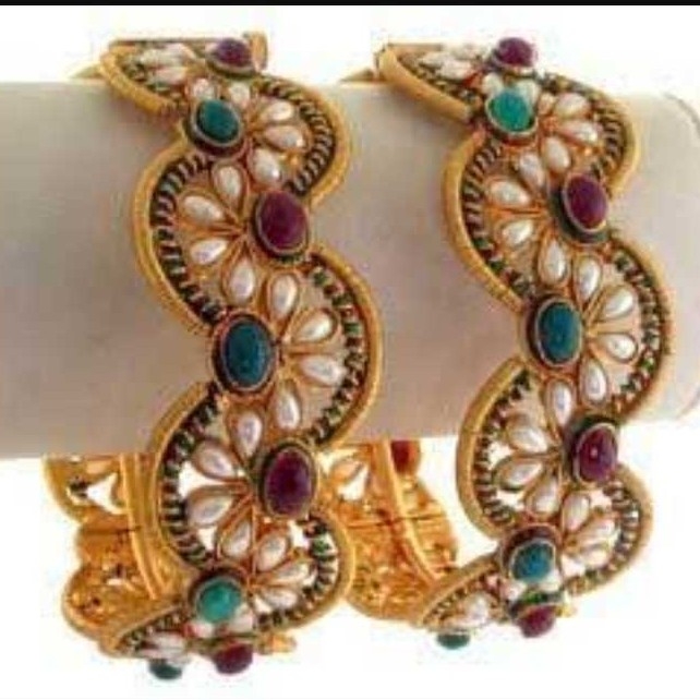 Fancy Gold Bangle