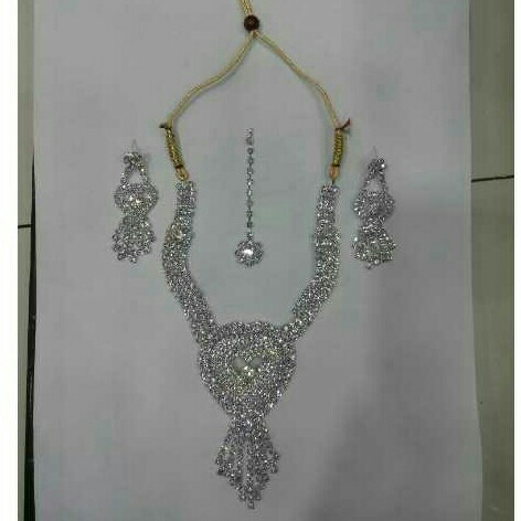 Fancy Diamond Necklace set