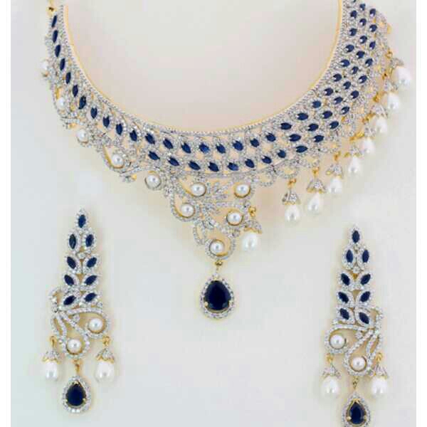 Modern Diamond Necklace Set