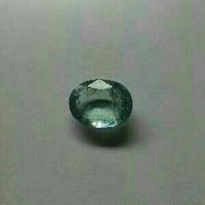 2.45ct oval green emerald-panna