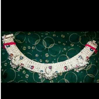 Fancy Silver Payal