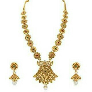 Fancy Necklace Set