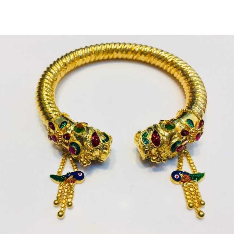22K Gold Indian Fancy Bharwadi Kada