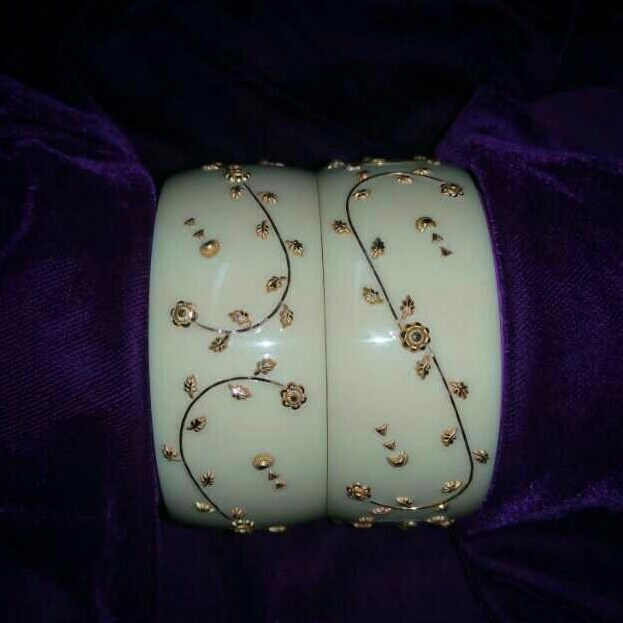 Gold Ladies Indian Fancy Bangle