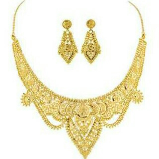Fancy Necklace Set