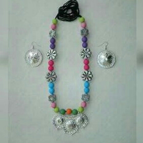 Antique Ladies Colourful Necklace