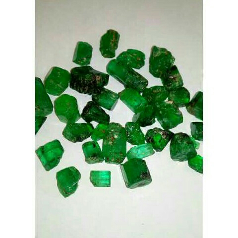 3000ct emerald green emerald-panna - Image 4
