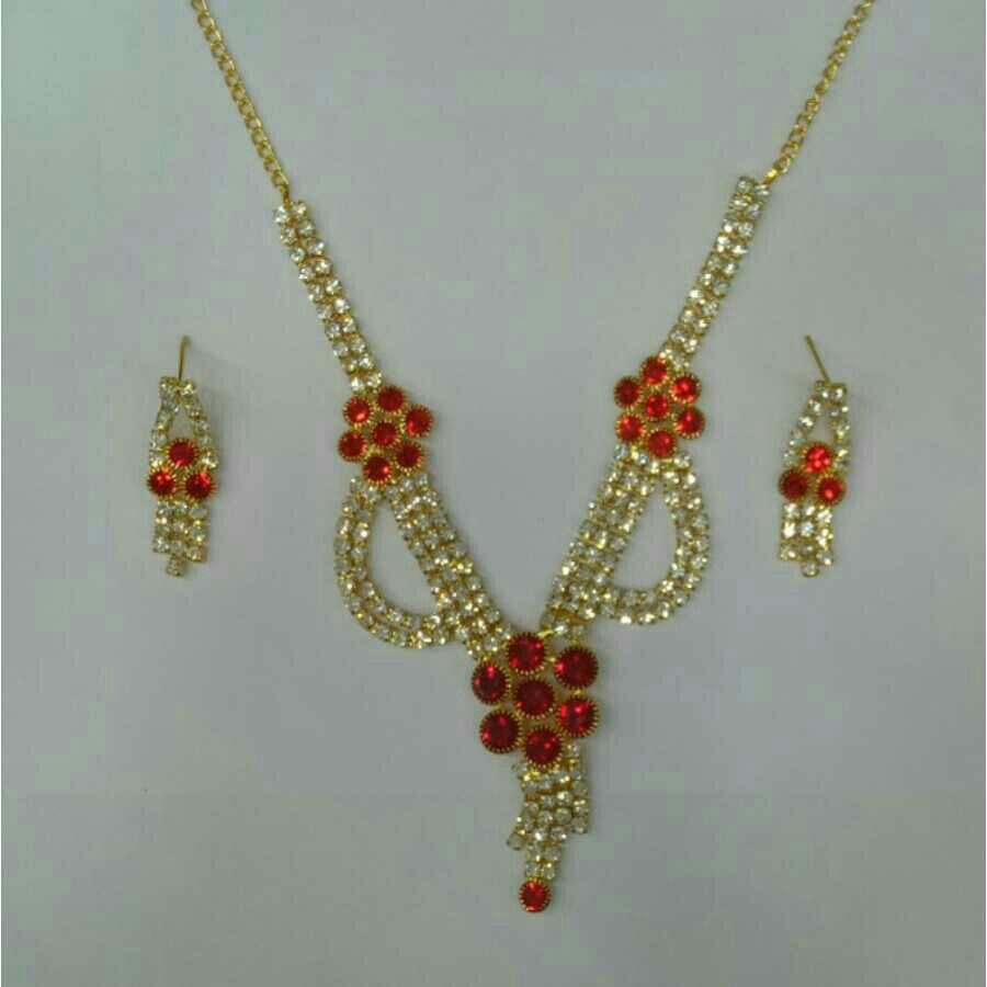 Diamond Necklace Set