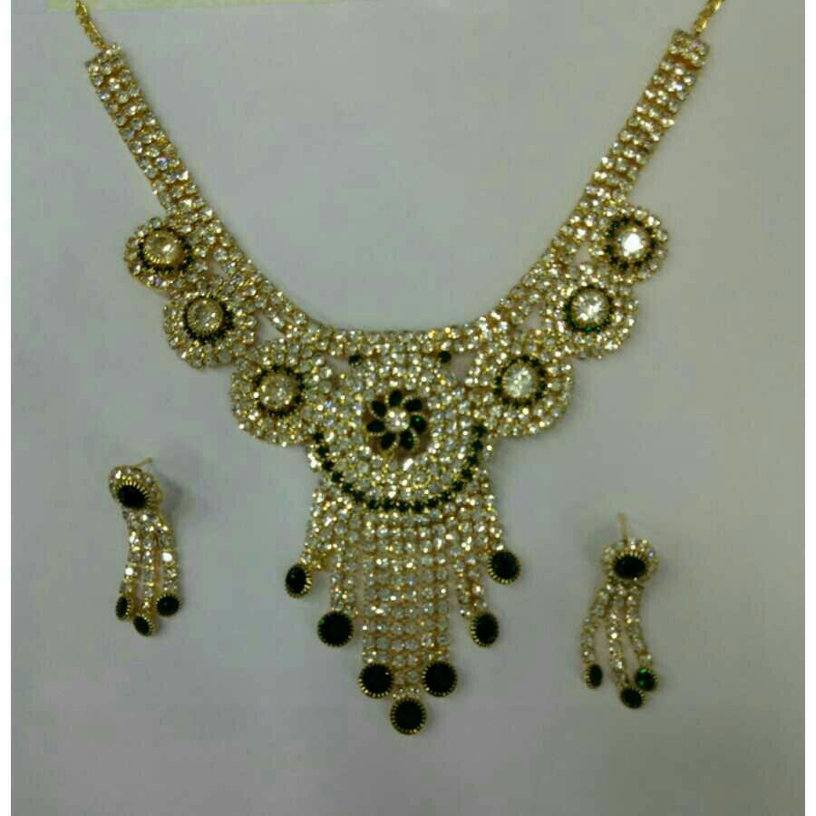 Diamond Necklace Set