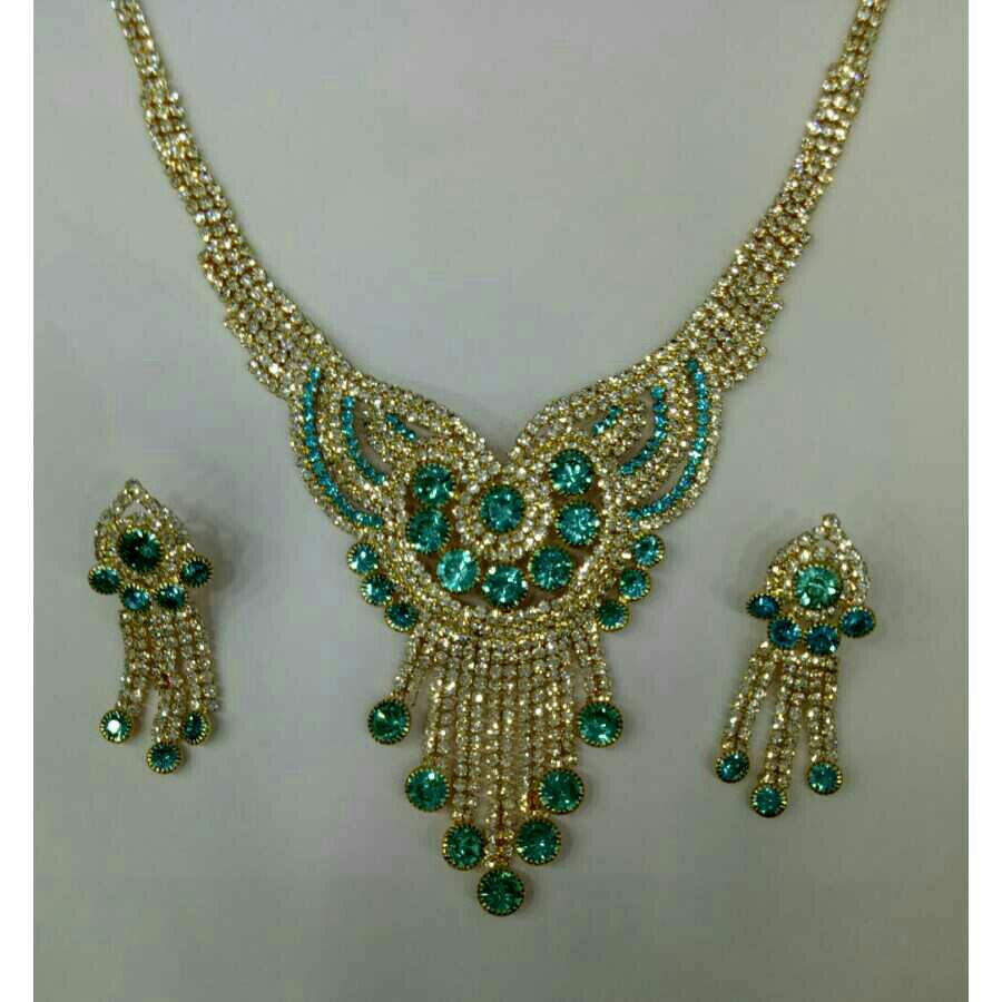 Diamond Necklace Set