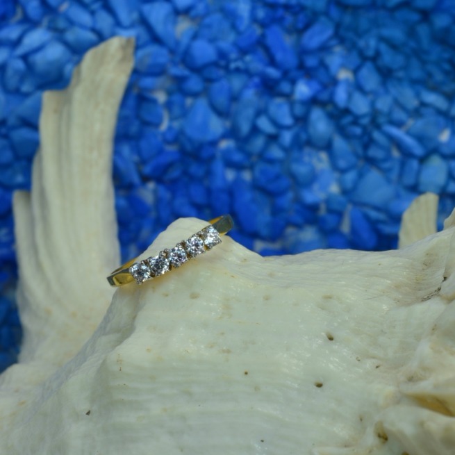 Ladies Ring