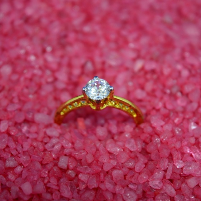 Ladies Ring