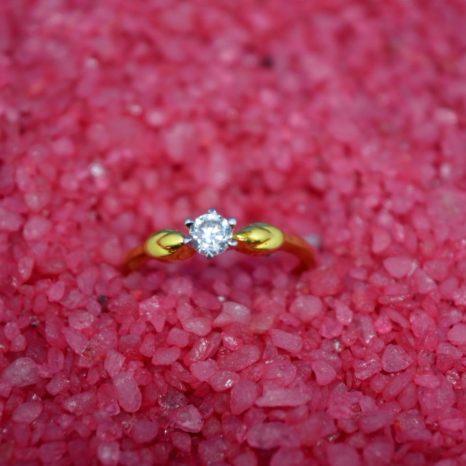 Ladies Ring