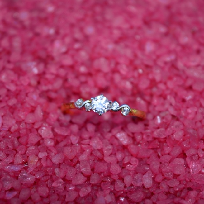 Ladies Ring