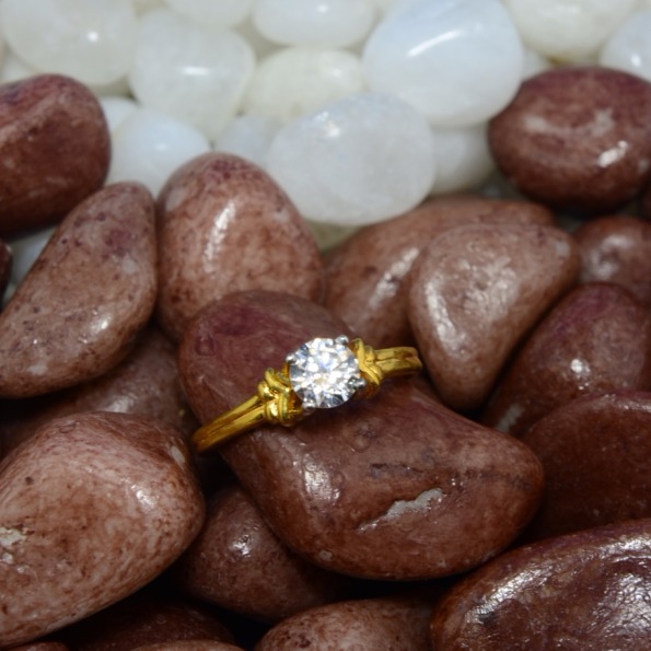 Ladies Gold Ring