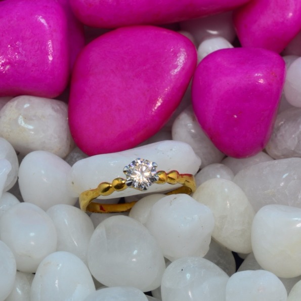 Ladies Ring