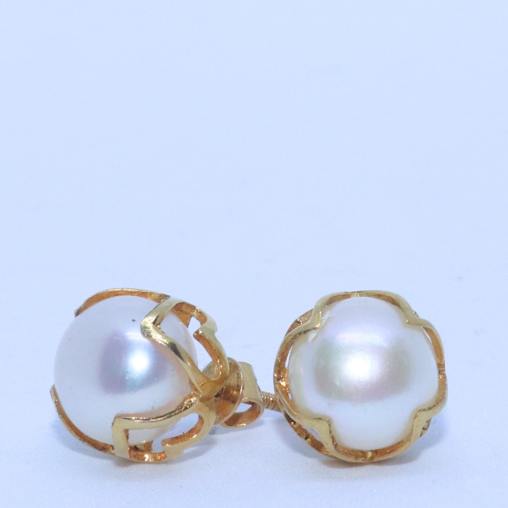 18KT Casual ware Natural Pearl simple earring for unisex BTG0279