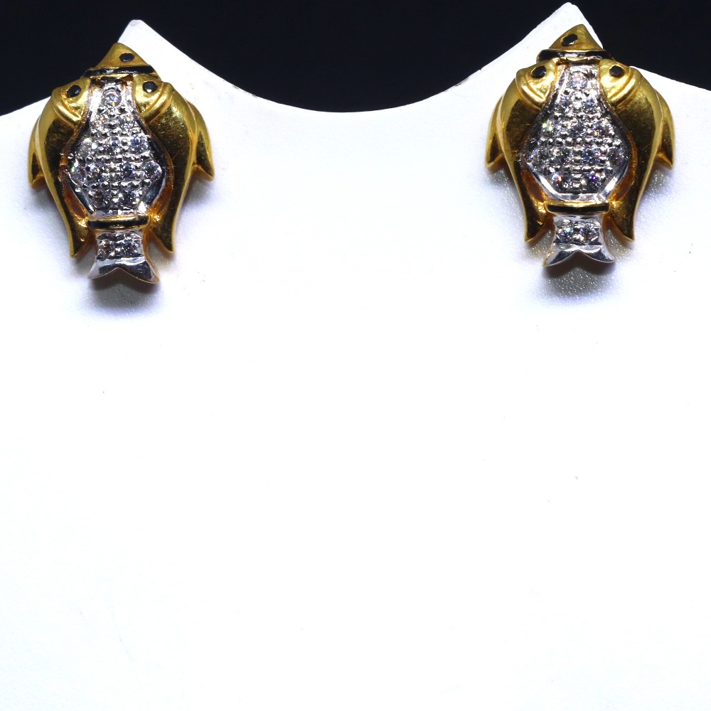 22KT / 916 Gold fish shape earring for ladies BTG0063