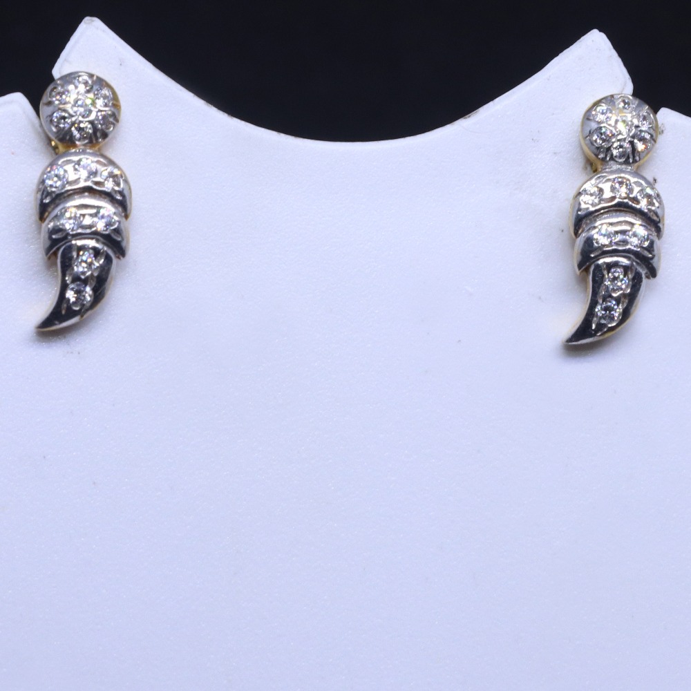 22KT / 916 Gold small delicate Earring for Ladies BTG0043