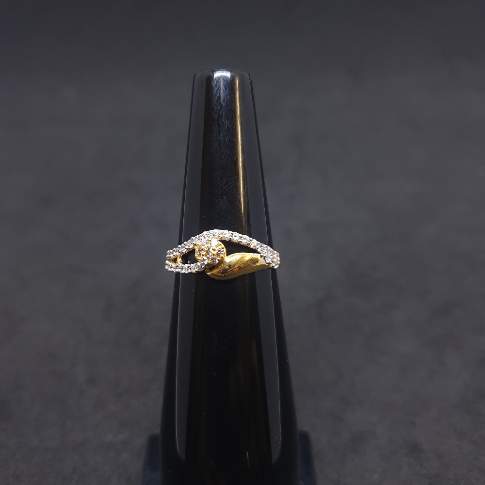 Ladies Ring Diamond LRG-0676