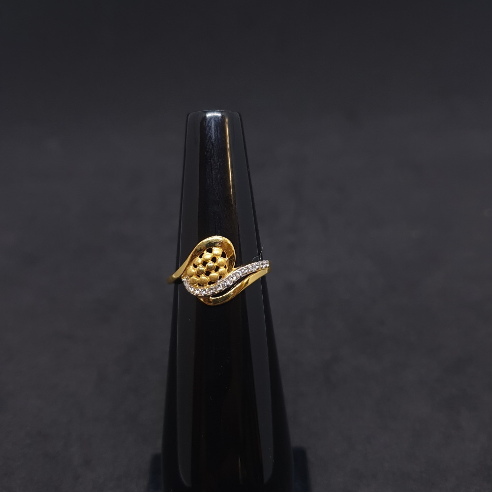 Ladies Ring Diamond LRG-0657