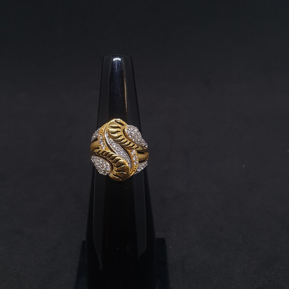 Ladies Ring Diamond LRG-0647