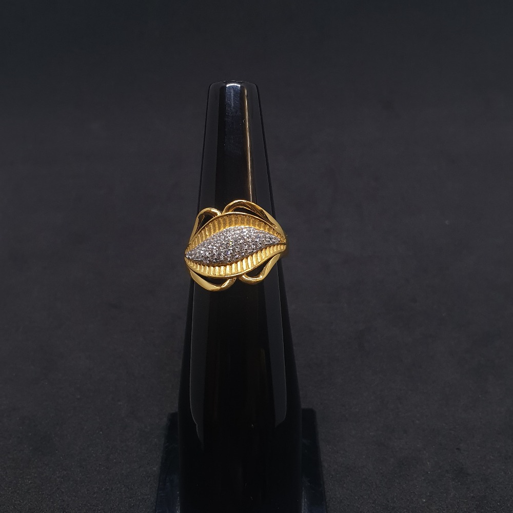 Ladies Ring Diamond LRG-0643