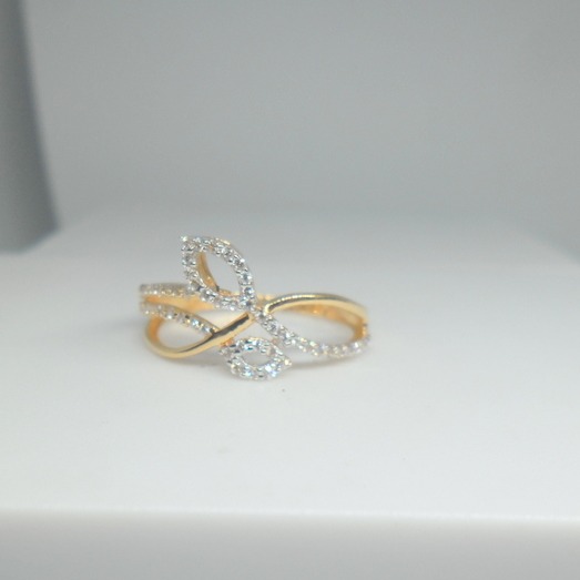 18KT Yellow gold Special Occasion ring for ladies LRG0568