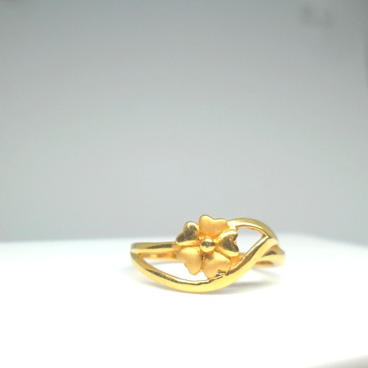 22KT / 916 Gold Plain dailyware Ring for Ladies LRG0453