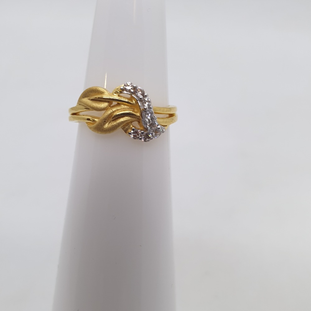 Ladies Ring Diamond LRG-0061