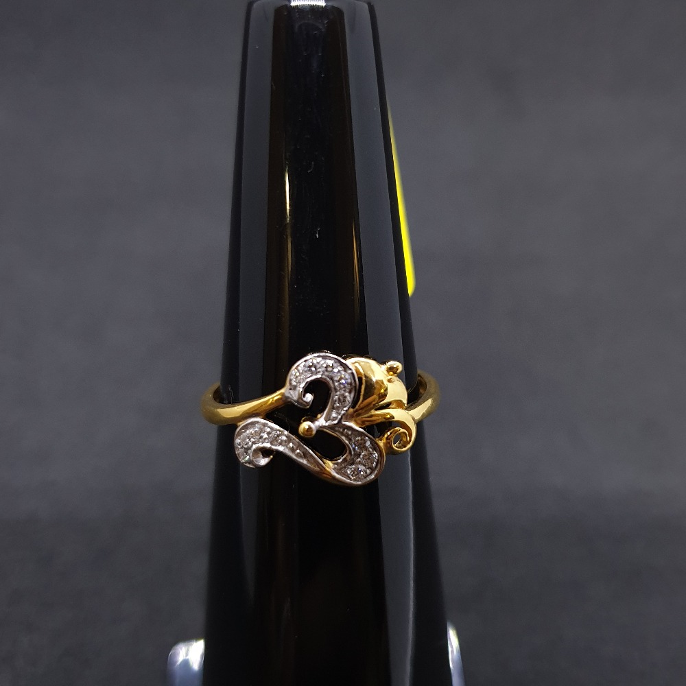 Om Ladies Ring Diamond LRG-0286