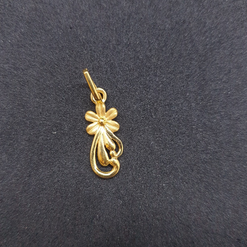 Fancy Pendant PNG-0087