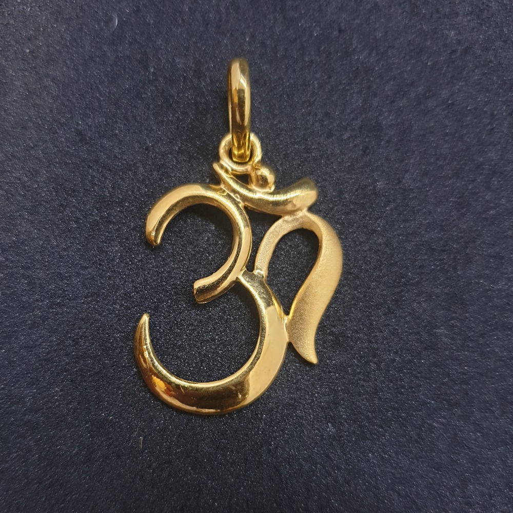 om pendant PNG-0099