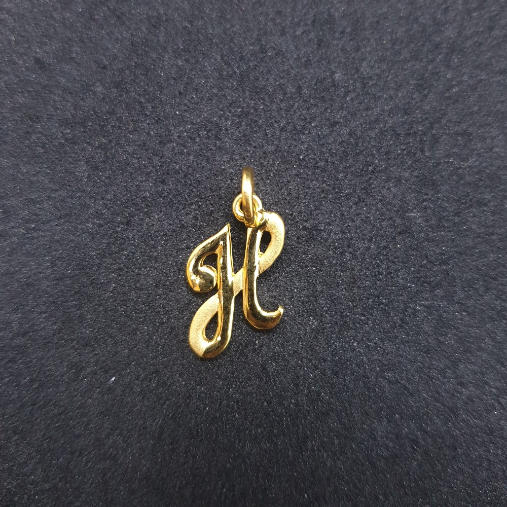Alphabet pendant pNG-0113