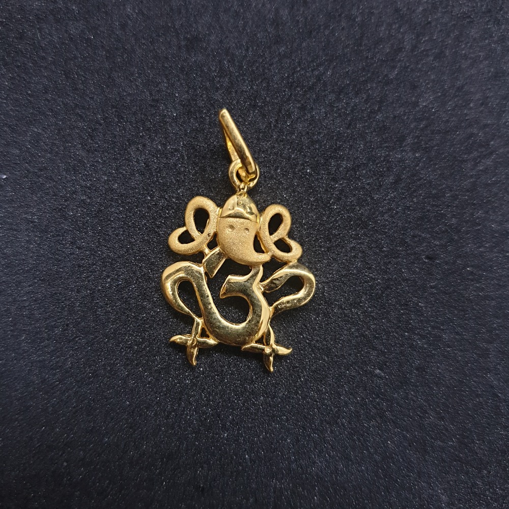 om ganpati pendant PNG-124