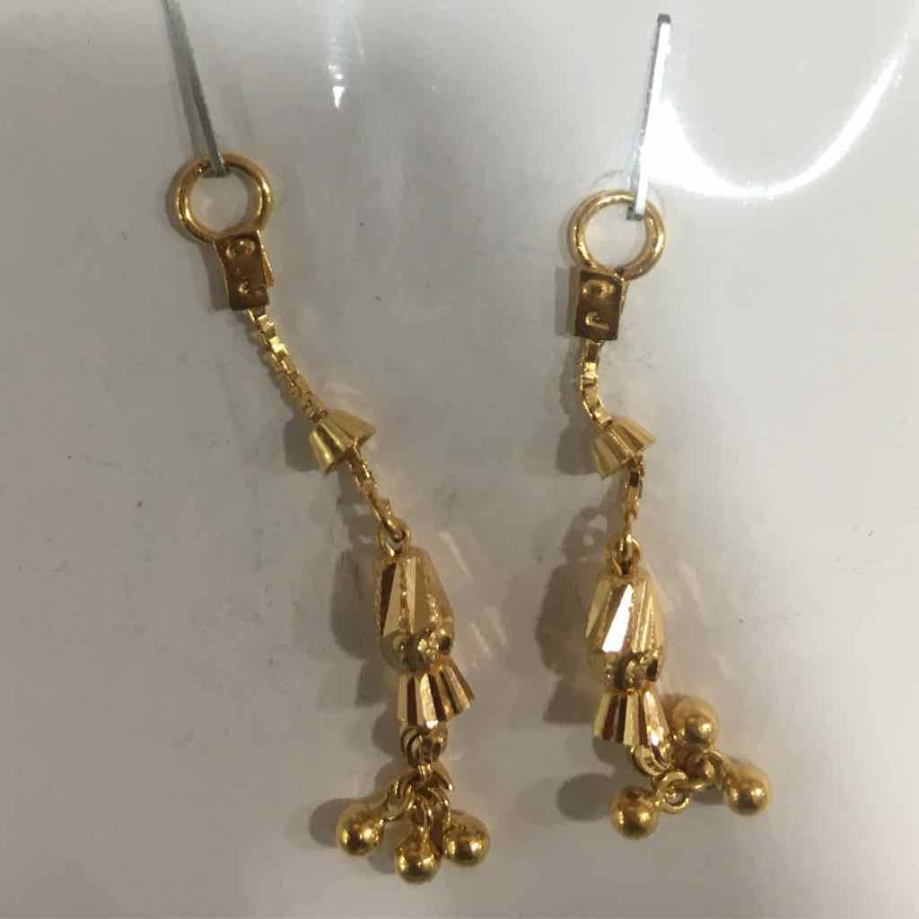 22K / 916 Gold Ladies Latkan earrings