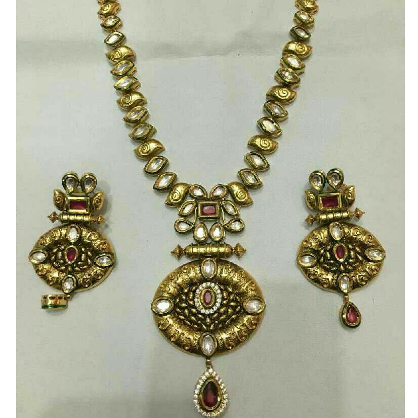 Ladies Yellow Stone Necklace Set
