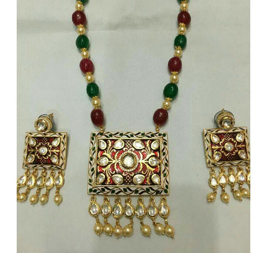 Attractive Ladies Necklace Set