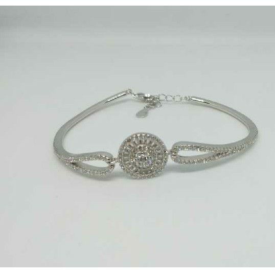 92.5 Sterling Silver Ladies Bracelet For Daiky Wear