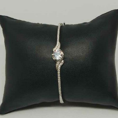 92.5 Solitare Stone Exlusive Sterling Silver Bracelet(kada)