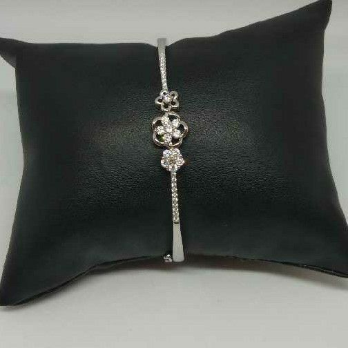 92.5 Modern Sterling Silver Bracelet For Ladies