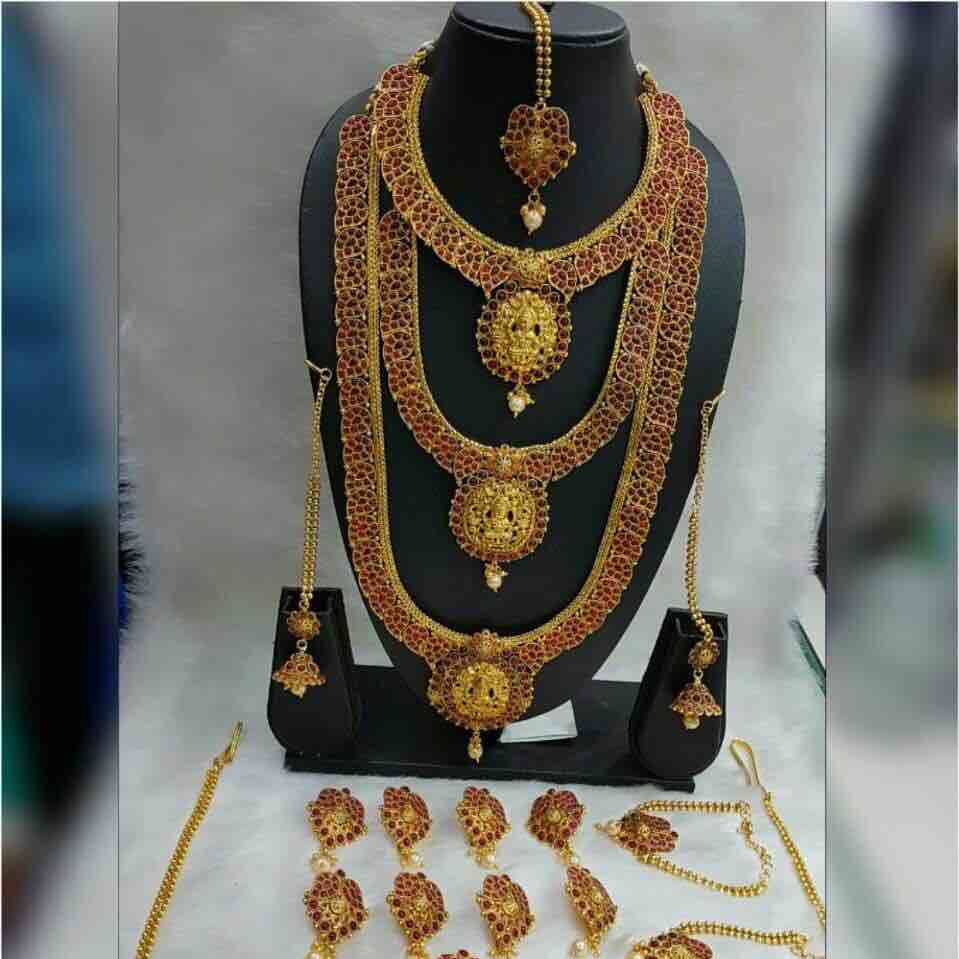 South Indian Traditional Modern Bridal Set